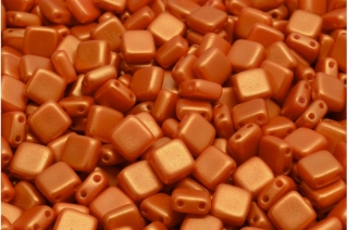 Dvoudírkové čtverečky, oranžové, vosk, 6 x 6 mm, 30 ks