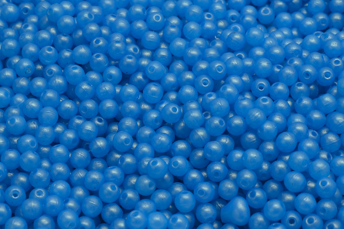 Mačkané kuličky, 3 mm, sv. modrá, vosk, 100 ks