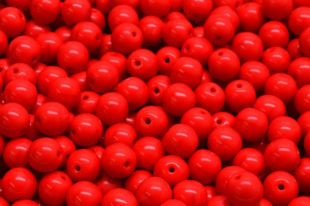 Mačkané kuličky, 4 mm, červená, 70 ks