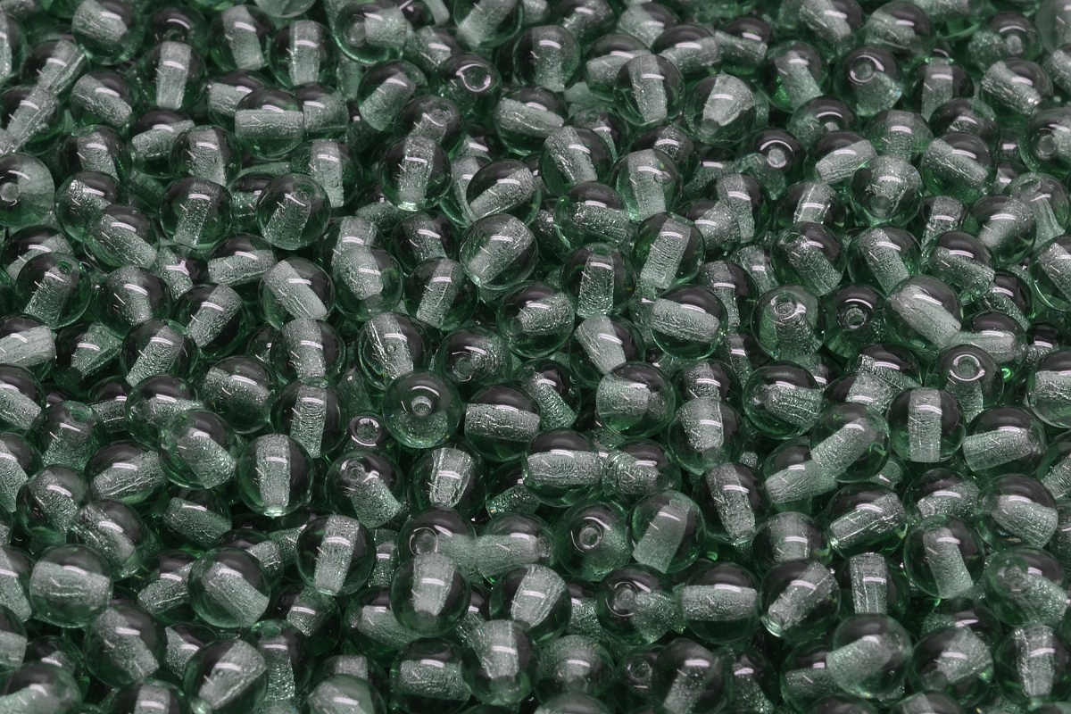Mačkané kuličky, 4 mm, zelená, průhledná, 70 ks