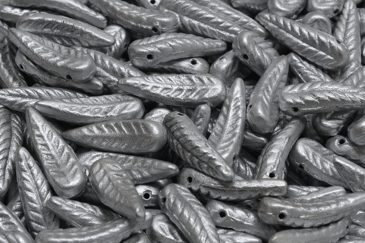 Peříčka, stříbrná, vosk, 5 x 17 mm, 18 ks