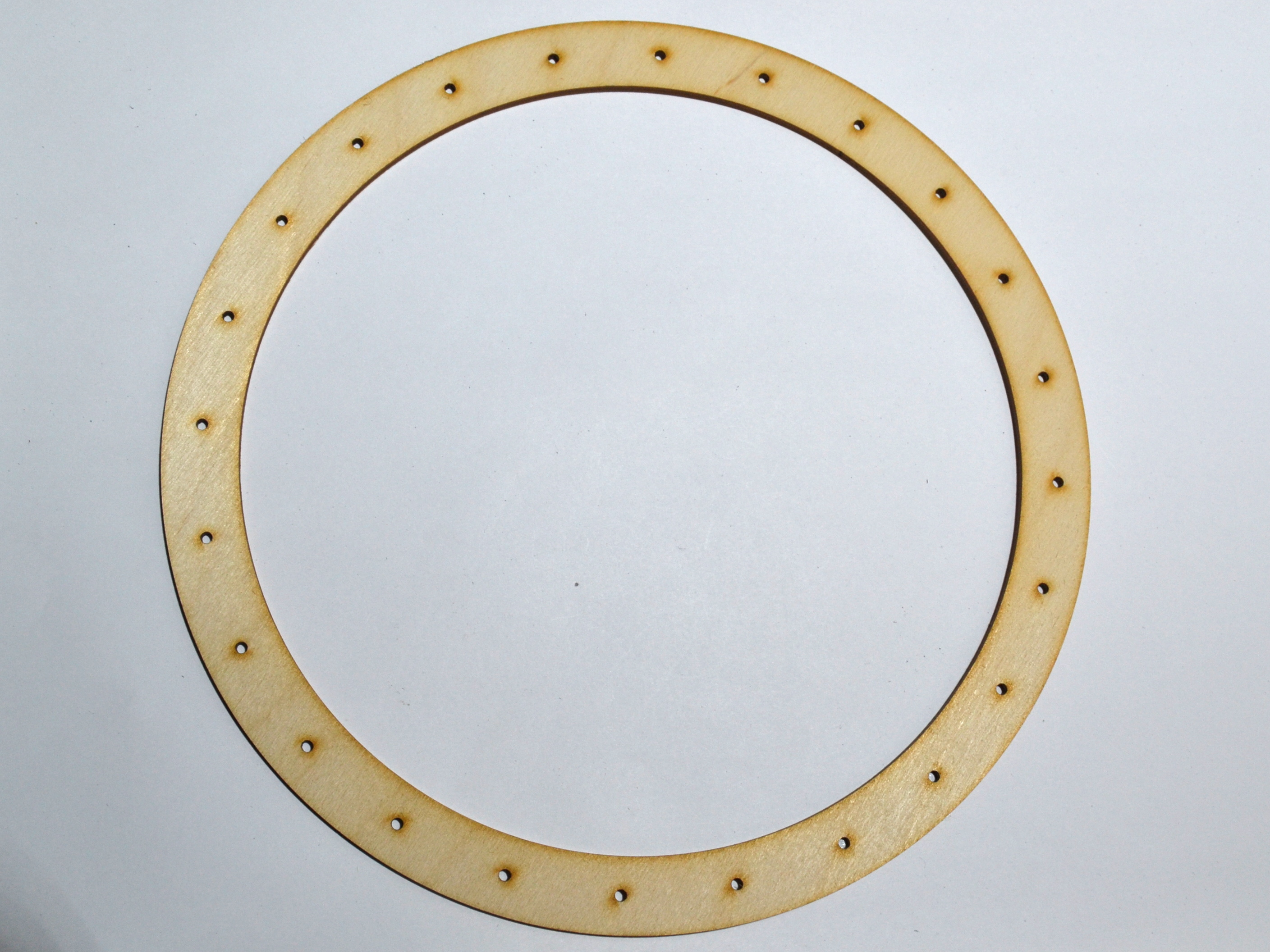 Překližkový kruh, pr. 25 cm, 1 ks