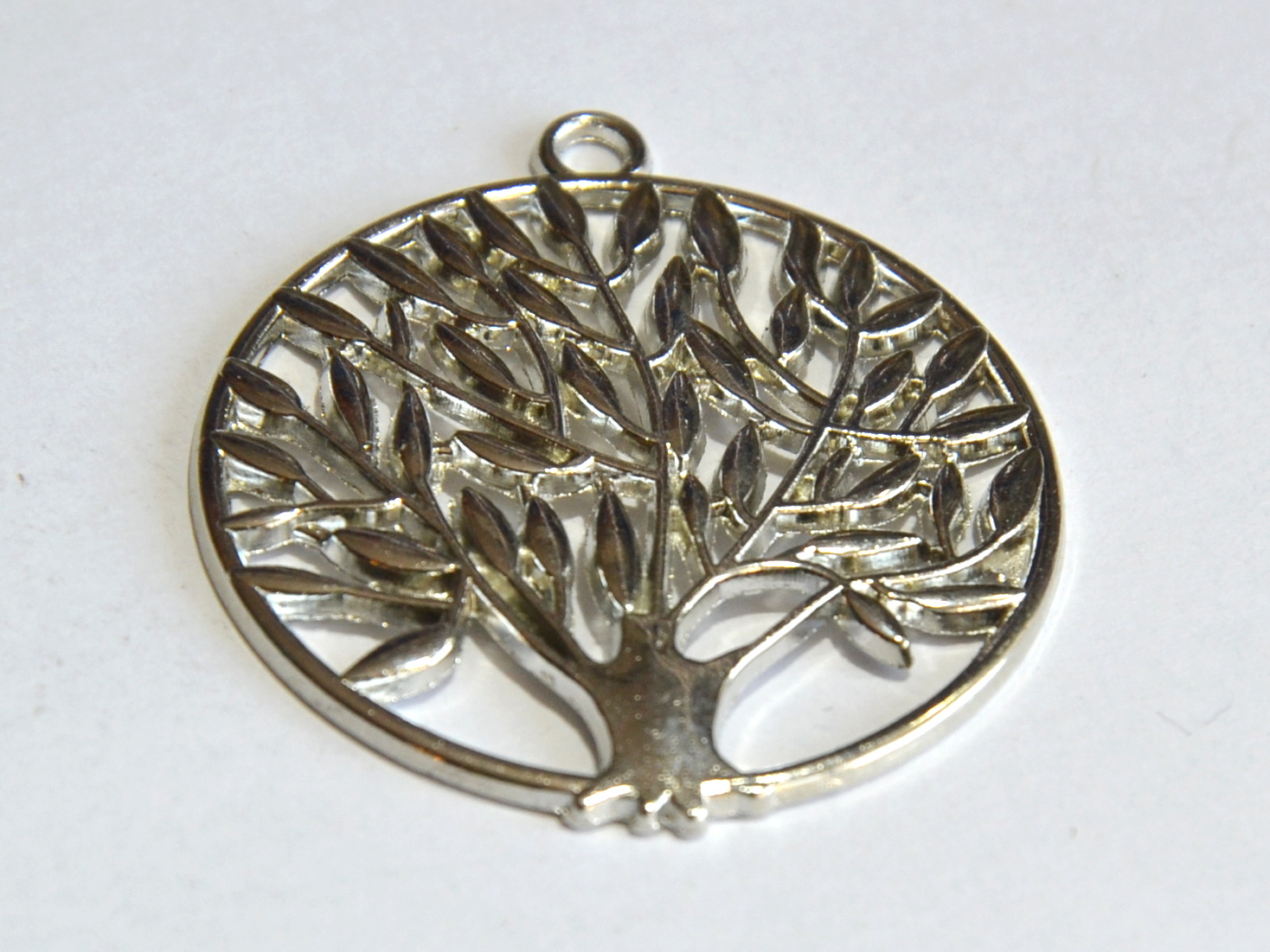 Přívěsek kovový strom života - starostříbro, 1 ks
