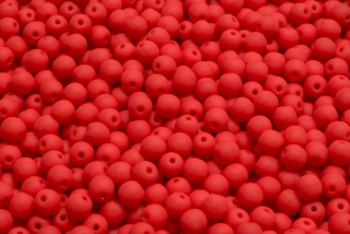Mačkané kuličky, 4 mm, červená, mat, 70 ks