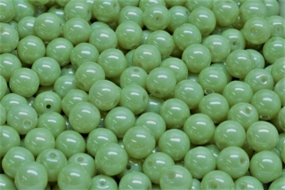 Mačkané kuličky, 6 mm, světle zelená, perleťový lesk, 30 ks