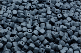 Cube beads, černé, mat, 4 x 4 mm, 40 ks