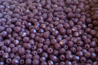 Broušené korálky, fialové, 4 mm, 40 ks