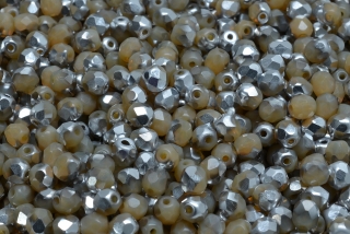 Broušené korálky, hnědé, mléčné, stříbrný půlpokov, 4 mm, 40 ks
