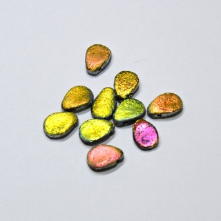 Okvětní lístky - Anemone petal leaf beads, duhové, leptané, 8 x 11 mm, 10 ks